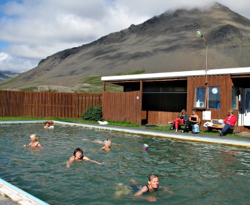 Mineral pool at Lýsuhólslaug