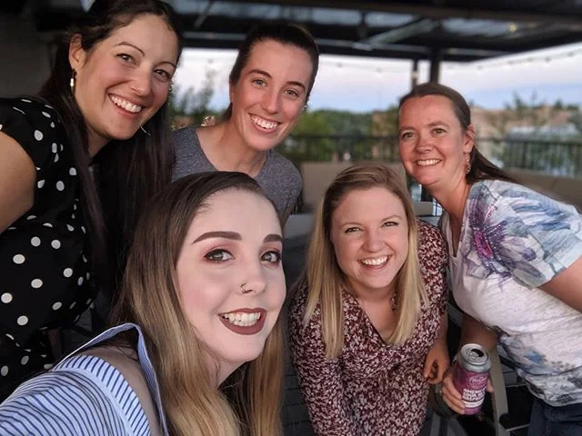 LADIES NIGHT, look at these beautiful blooming flowers 🌺🌼🌷