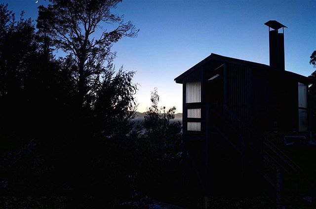 Being on the road means you get to enjoy the simplicity that comes with hut life. // @tasmania //
.
.
.
#winter #explore #outdoors #outreach #scicomm #optoutside #discovertasmania #wildernessculture #nature #filmmaking #stories #sunset #inspiration