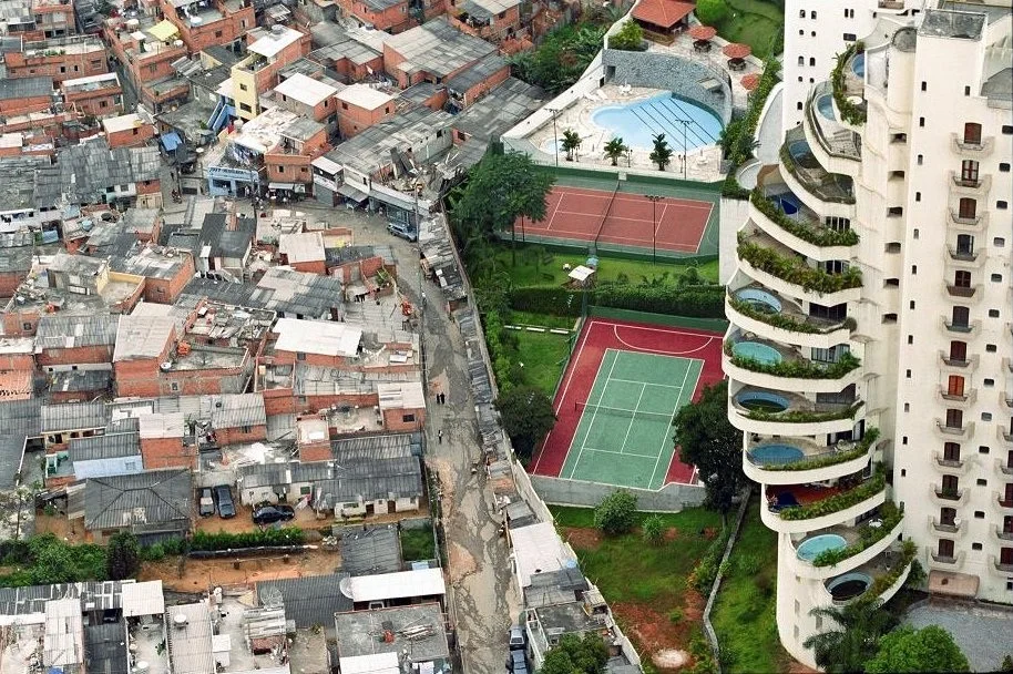 An example of poverty and wealth side by side. (Brazil)