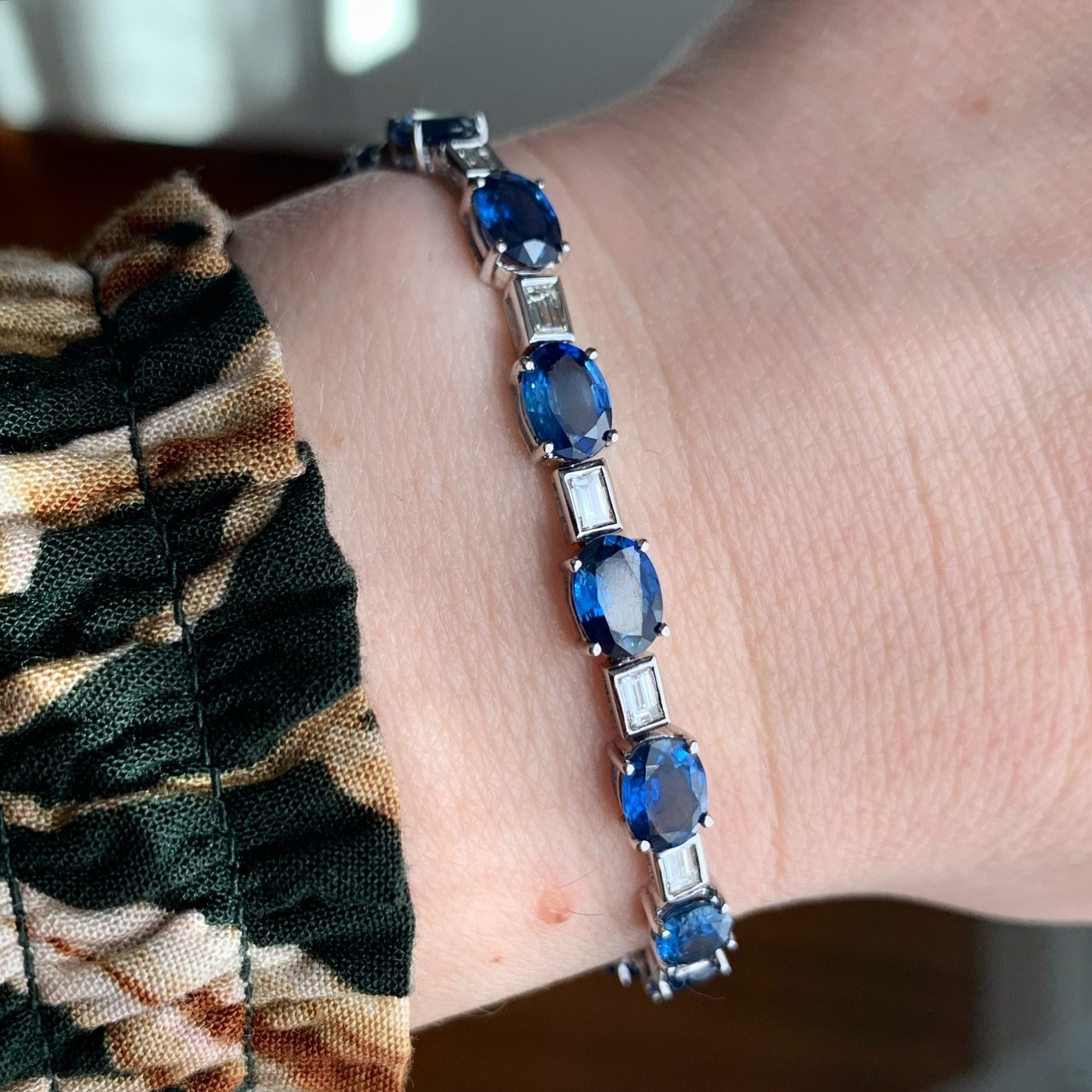 Add this one to your holiday wishlist!❄️

Estate 18k White Gold Oval Sapphire &amp; Emerald Cut Diamond Tennis Bracelet, 7&rdquo; 

16 Sapphire = 14 Carats

DM to inquire 

805-02773