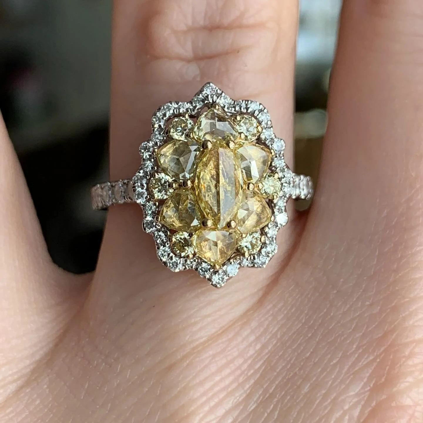 Estate 14k White Gold Yellow &amp; White Diamond Cluster Ring, sz 7.5 💎 1.78tdw 

DM to inquire 

800-02797