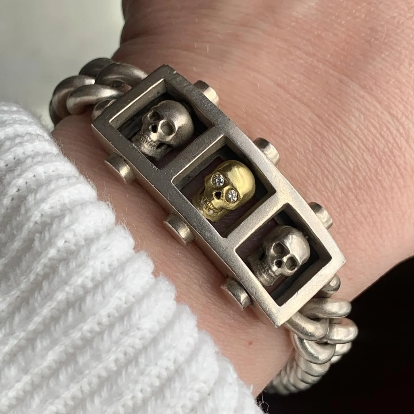 Estate Heavy Sterling Silver &amp; 18k Yellow Gold Skull ID Style Curb Link Bracelet, 9&rdquo; by Kieselstein Cord 💎 2 Diamonds = 0.04tdw 

DM to inquire 

830-07266