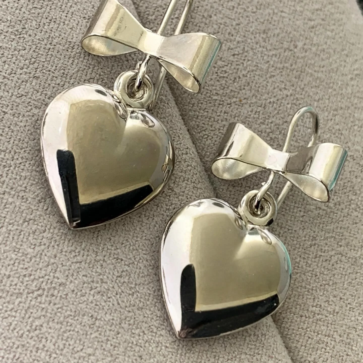 Estate Sterling Silver Heart &amp; Bow Earrings 

DM to inquire 

830-06998