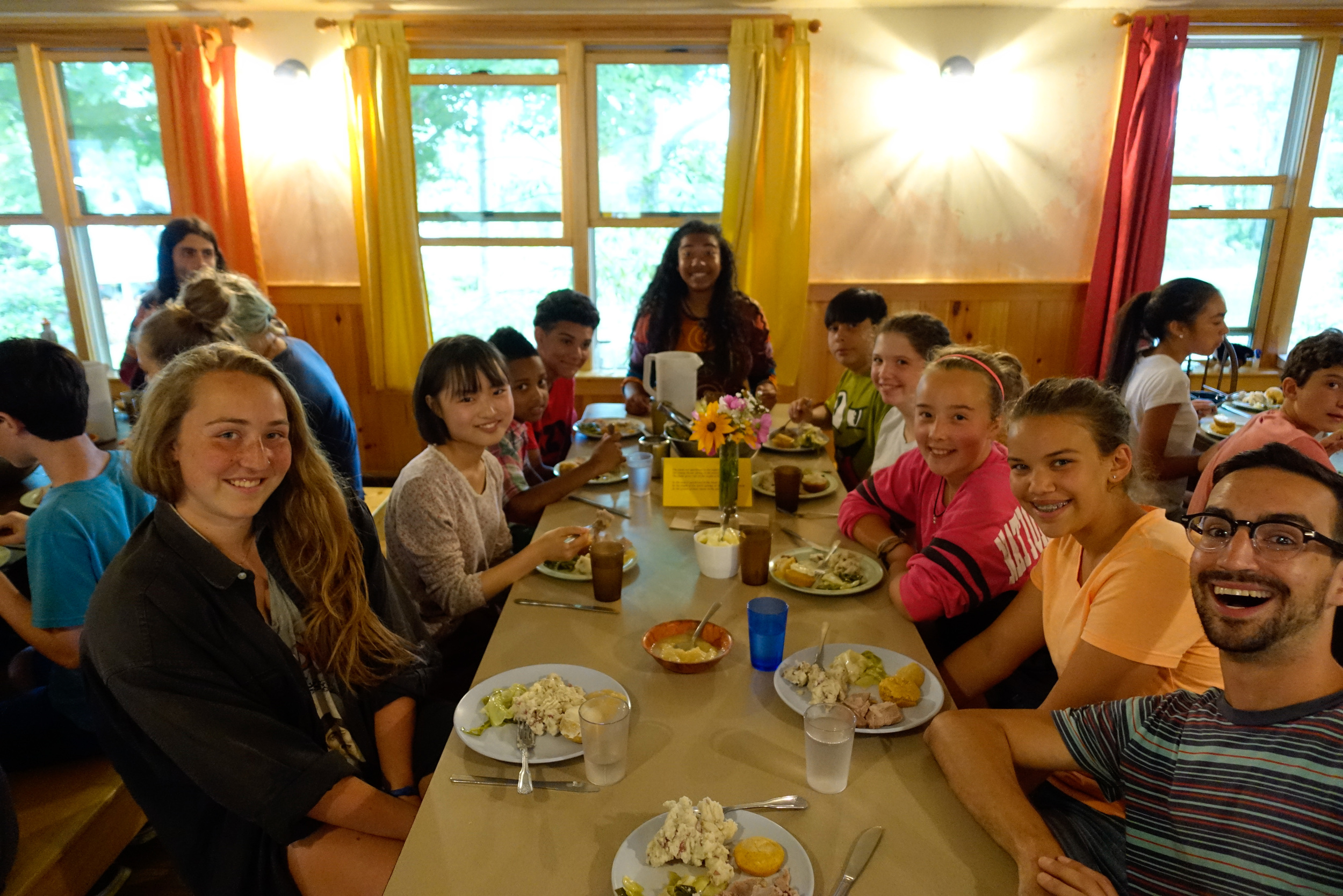 FoodTable-2.jpg