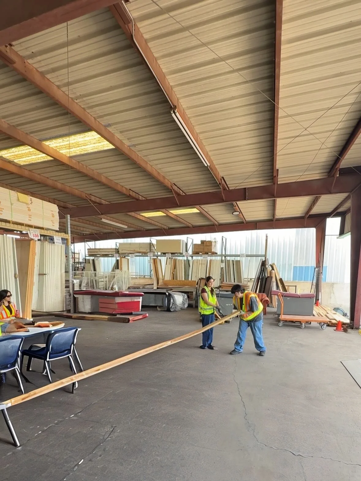 A big THANK YOU to the Laredo College BASORGL students from Cohorts 8 and 9 for selecting Habitat Laredo as their nonprofit project!
This week, they were on site filming a construction safety video that will help us better prepare our volunteers for 
