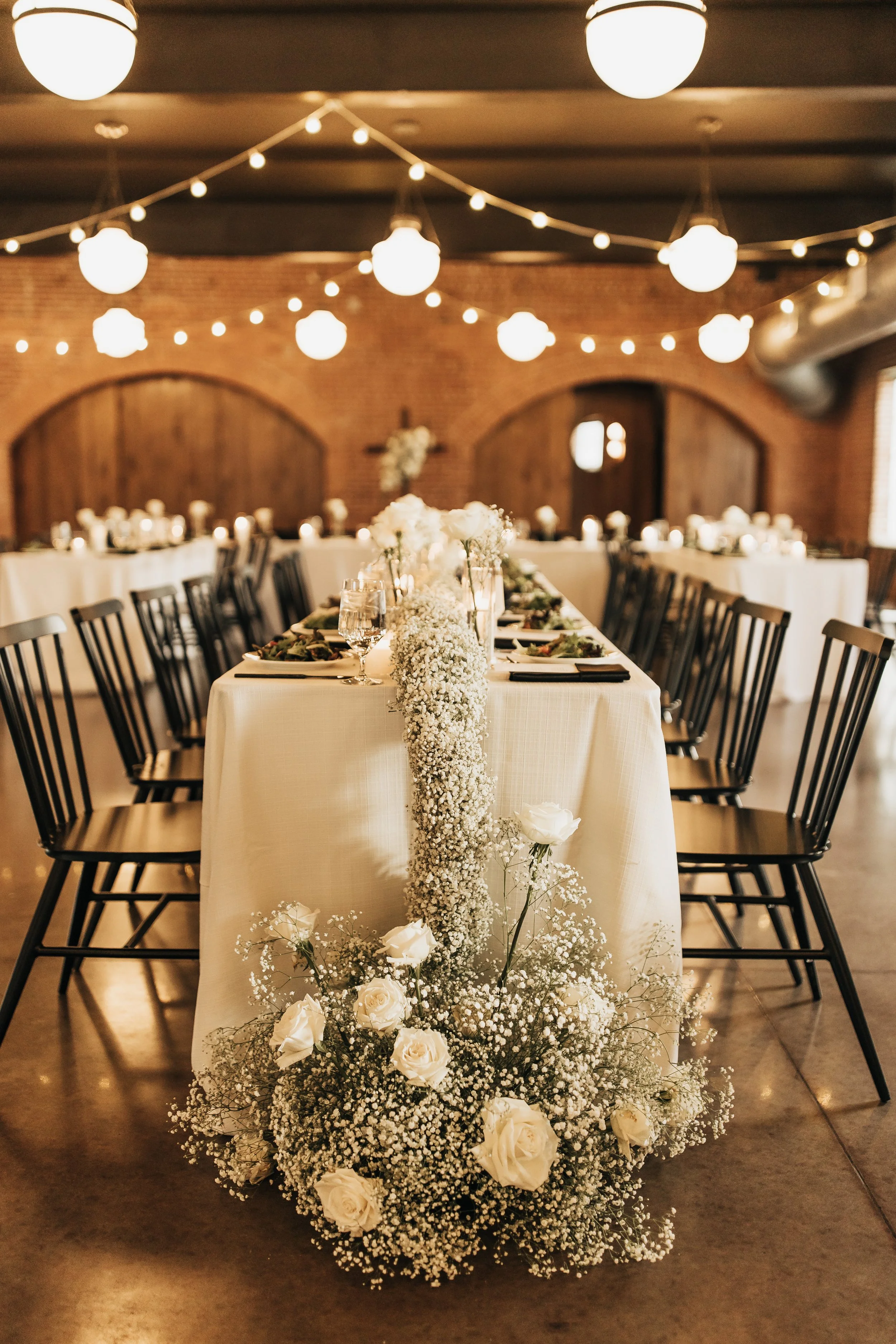_MGL2542 Tablescape Florals Detail Ballroom.jpg