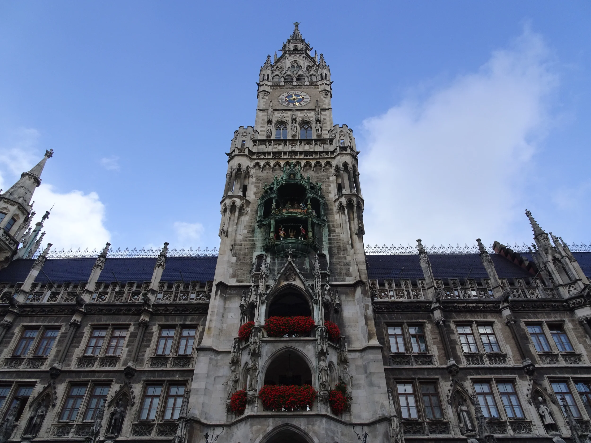 The Rathaus-Glockenspiel of Munich