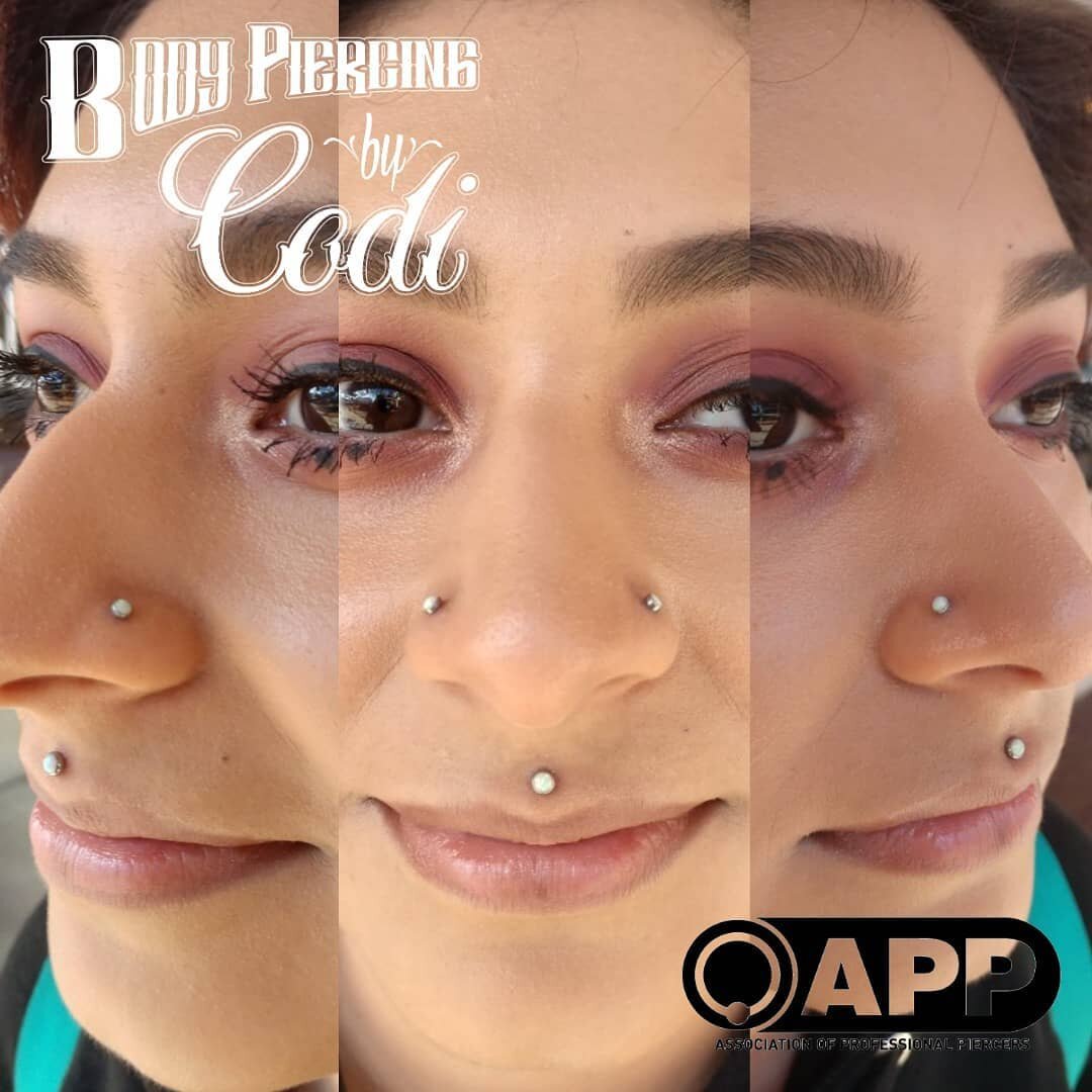 Finally got a picture of this project!!!
Paired nostril piercings with a philtrum thrown in. #nostrilpiercing #lippiercing #bling #bodypiercing #bodyjewelry #piercings #pretty #needfulthingsinc #APP #professionalpiercing #appmember @safepiercing #saf