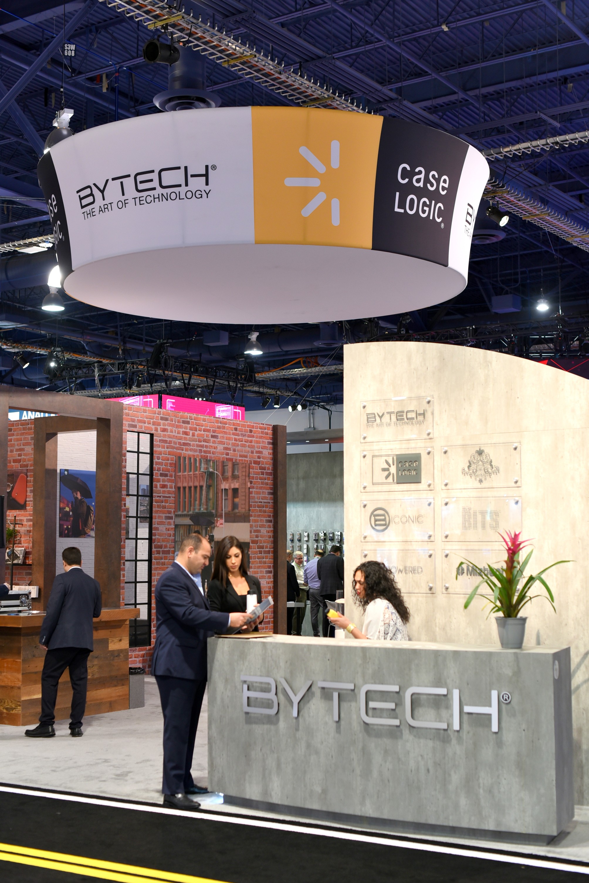 W_HM-2019-CES-Bytech-_5124.jpg