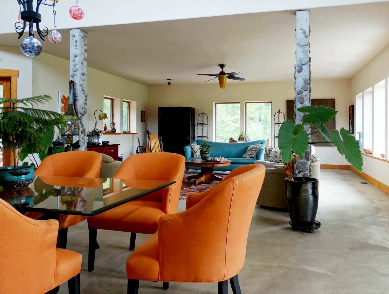 gallery living room.jpg