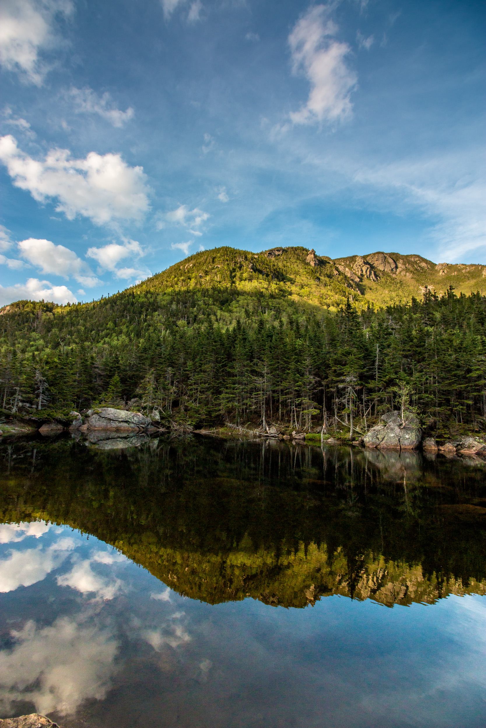 Carter Notch - view of the Carter Dome cliff prow.