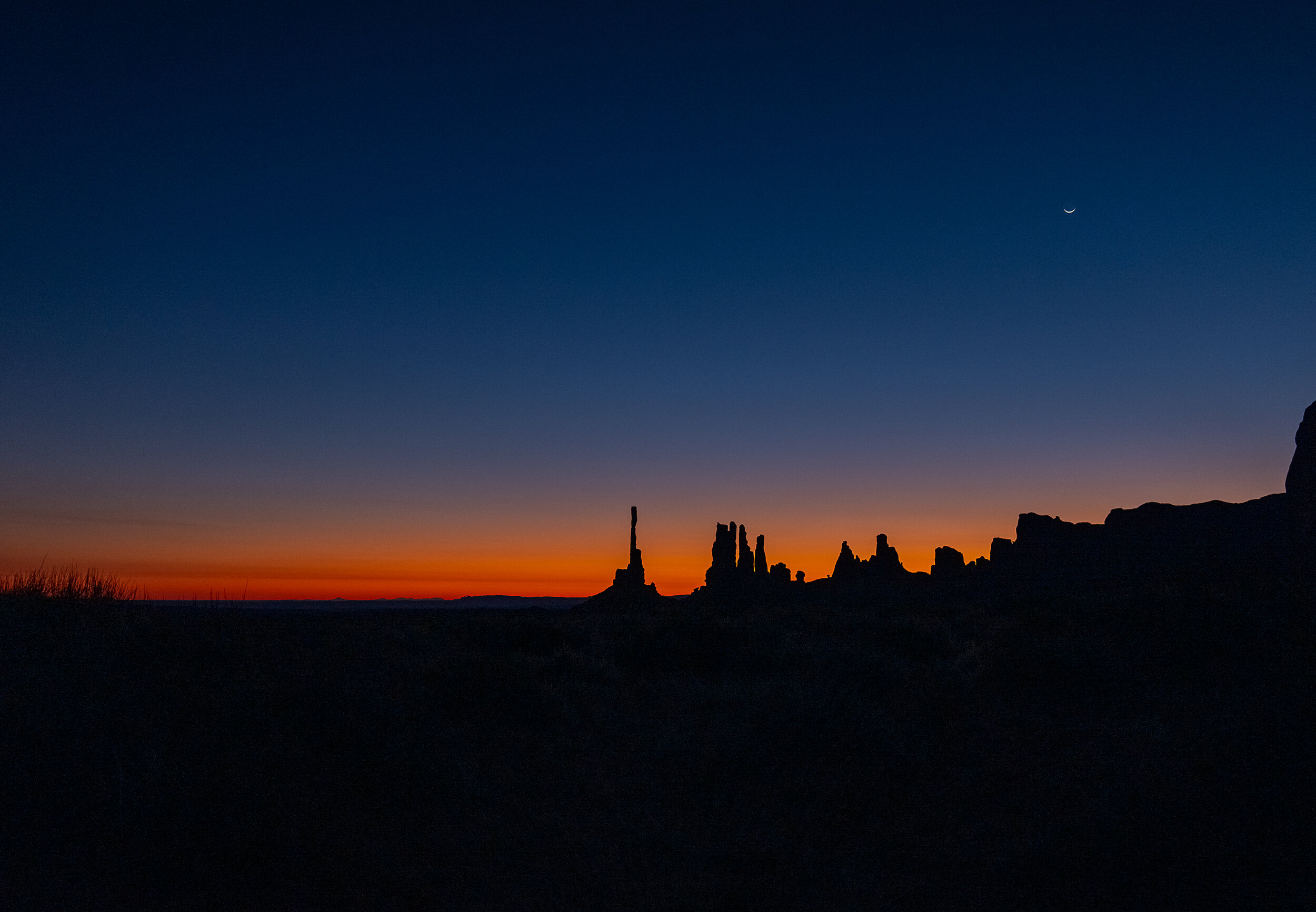 Under the Sliver of a Moon, Monument Valley