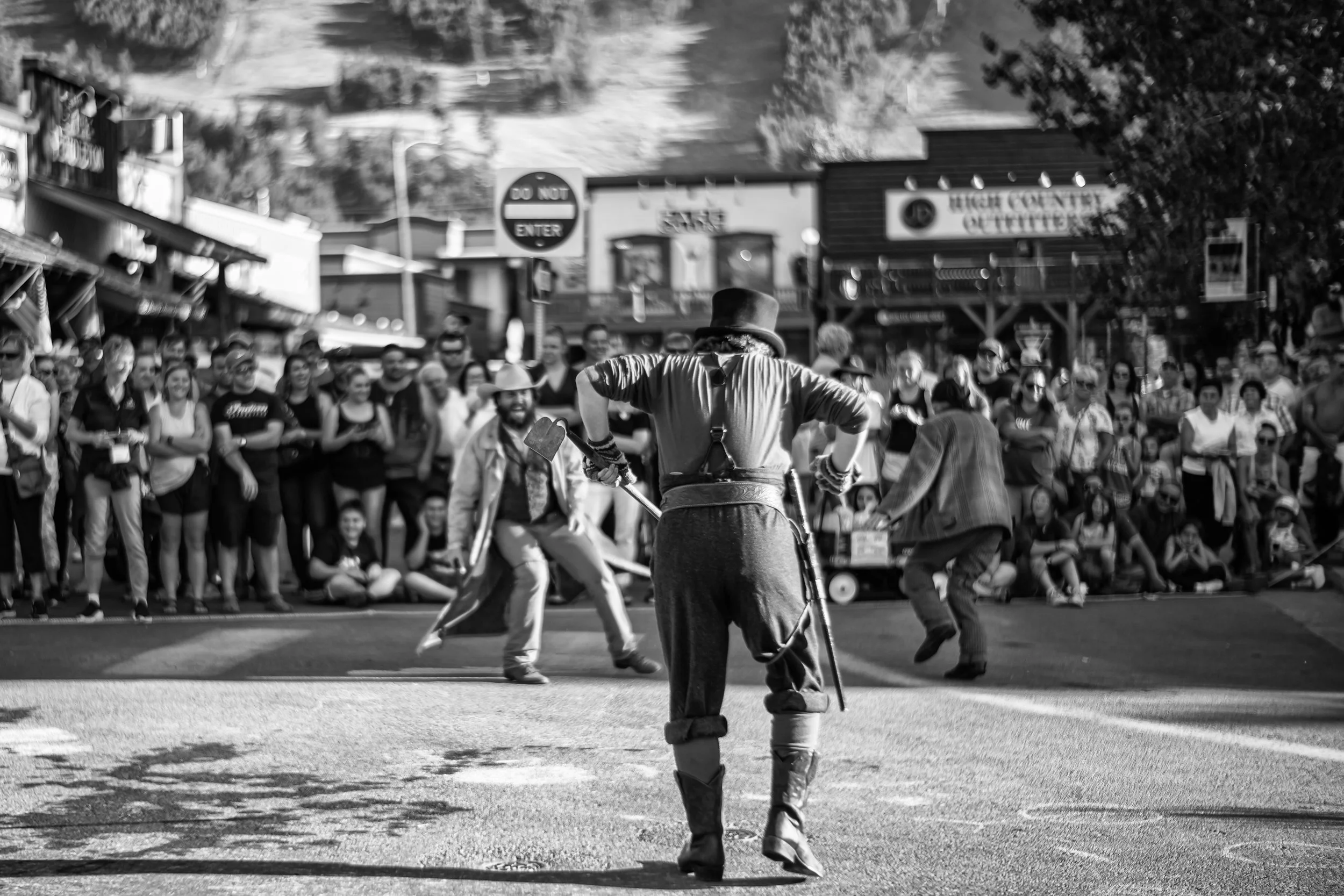 Last night of the summer performance of the shootout, Town Square, Jackson.