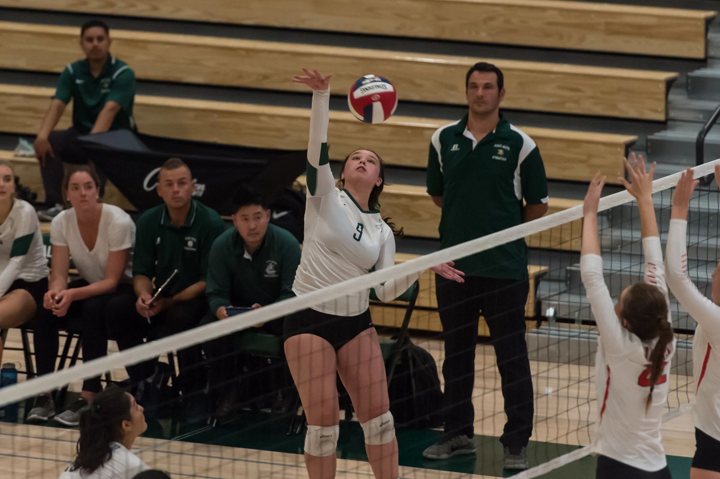 083117 GIrls Varisty VB vs GUnn-9411.jpg