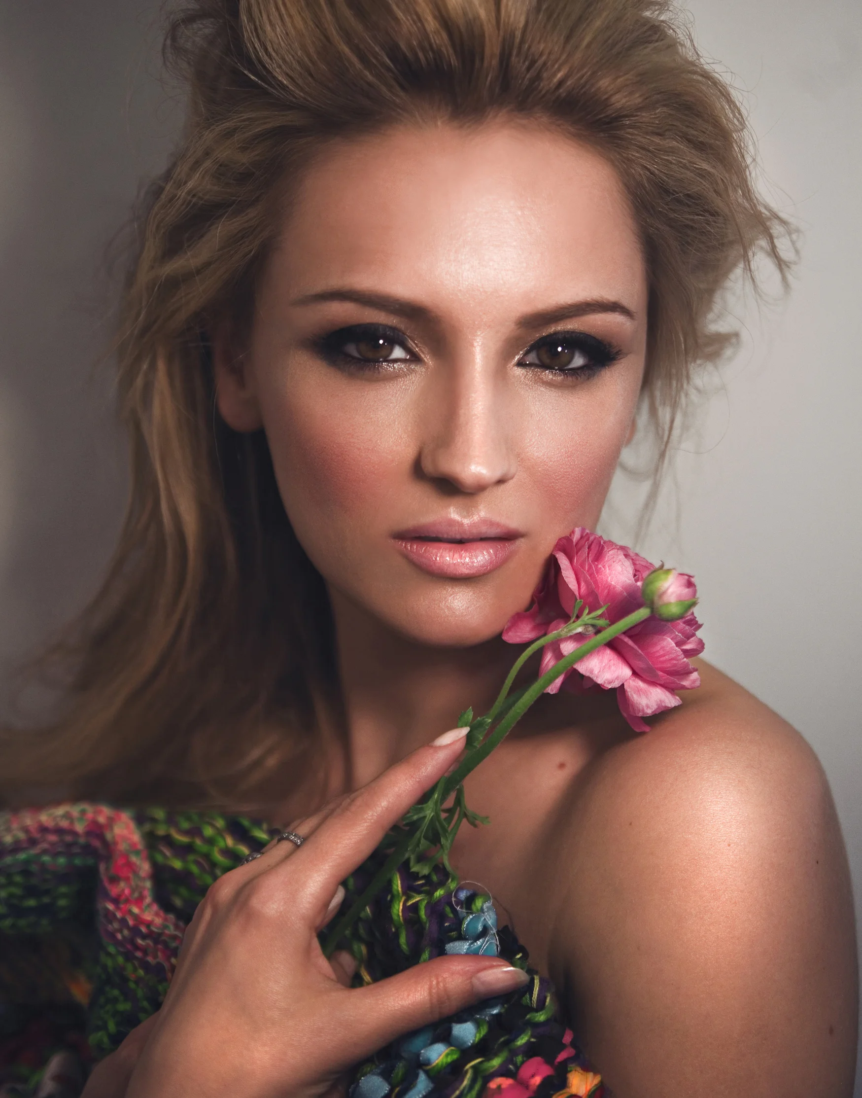Celebrity043.jpg