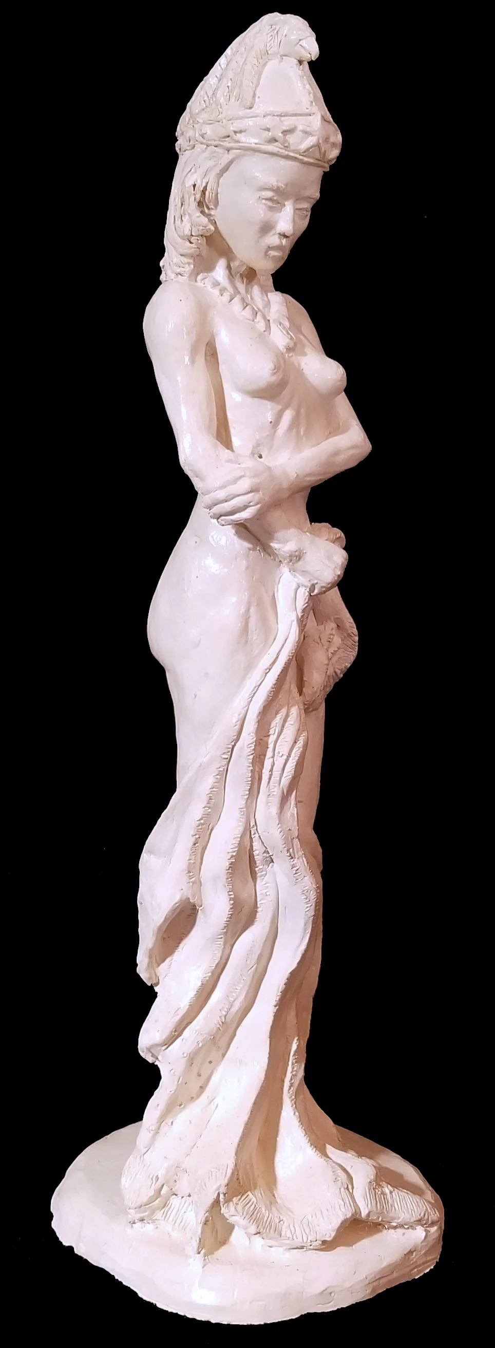 MostWantedFineArt_ShawnFarester_LadyFreedom_Ceramic_2018_19X7X7_$2,000.jpg