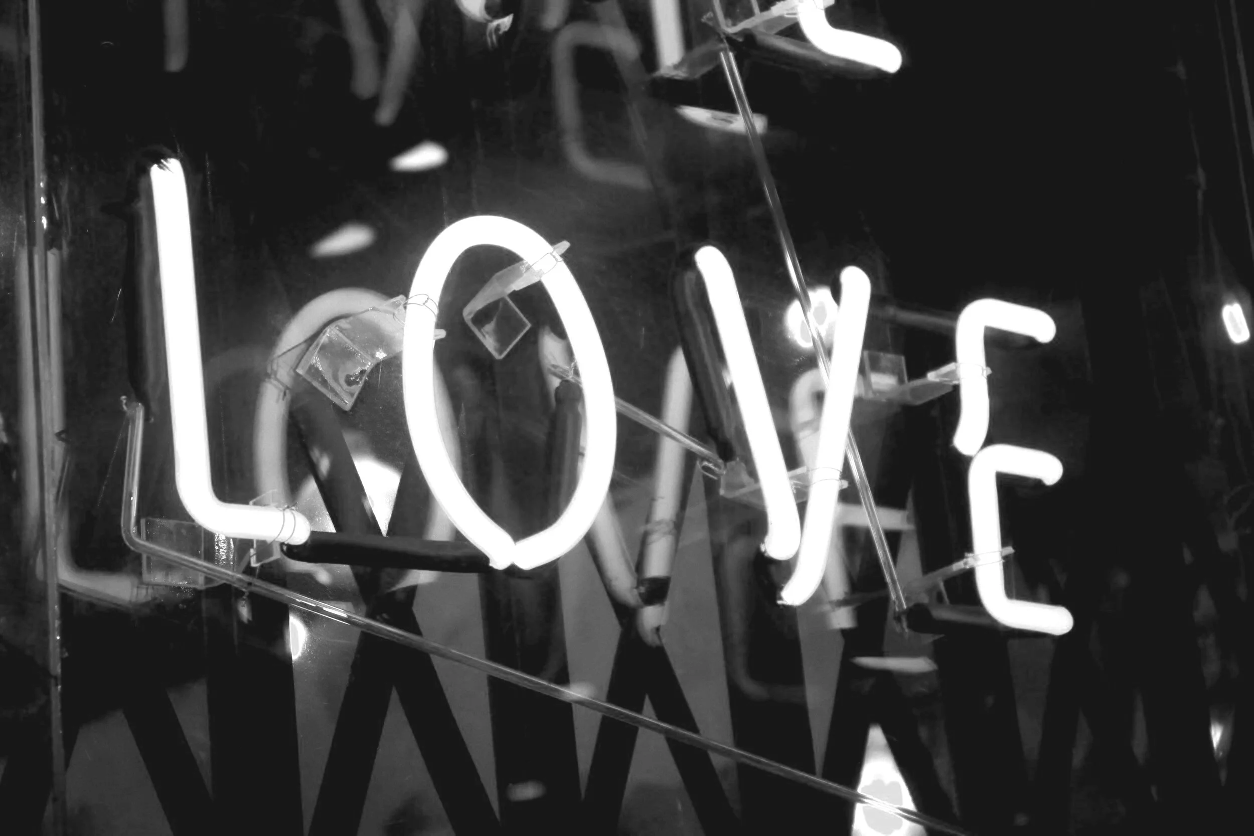 Unlocking Emotional Intimacy: Embracing Vulnerability and Connection