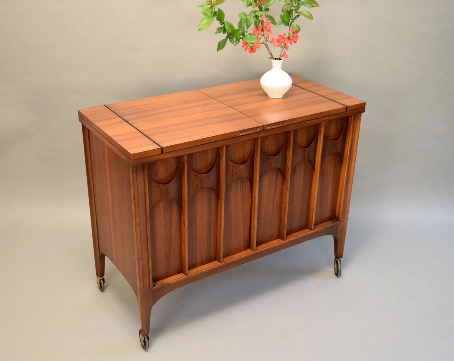 Kent Coffey Perspecta Walnut Bar Liquor Cabinet Tea Cart