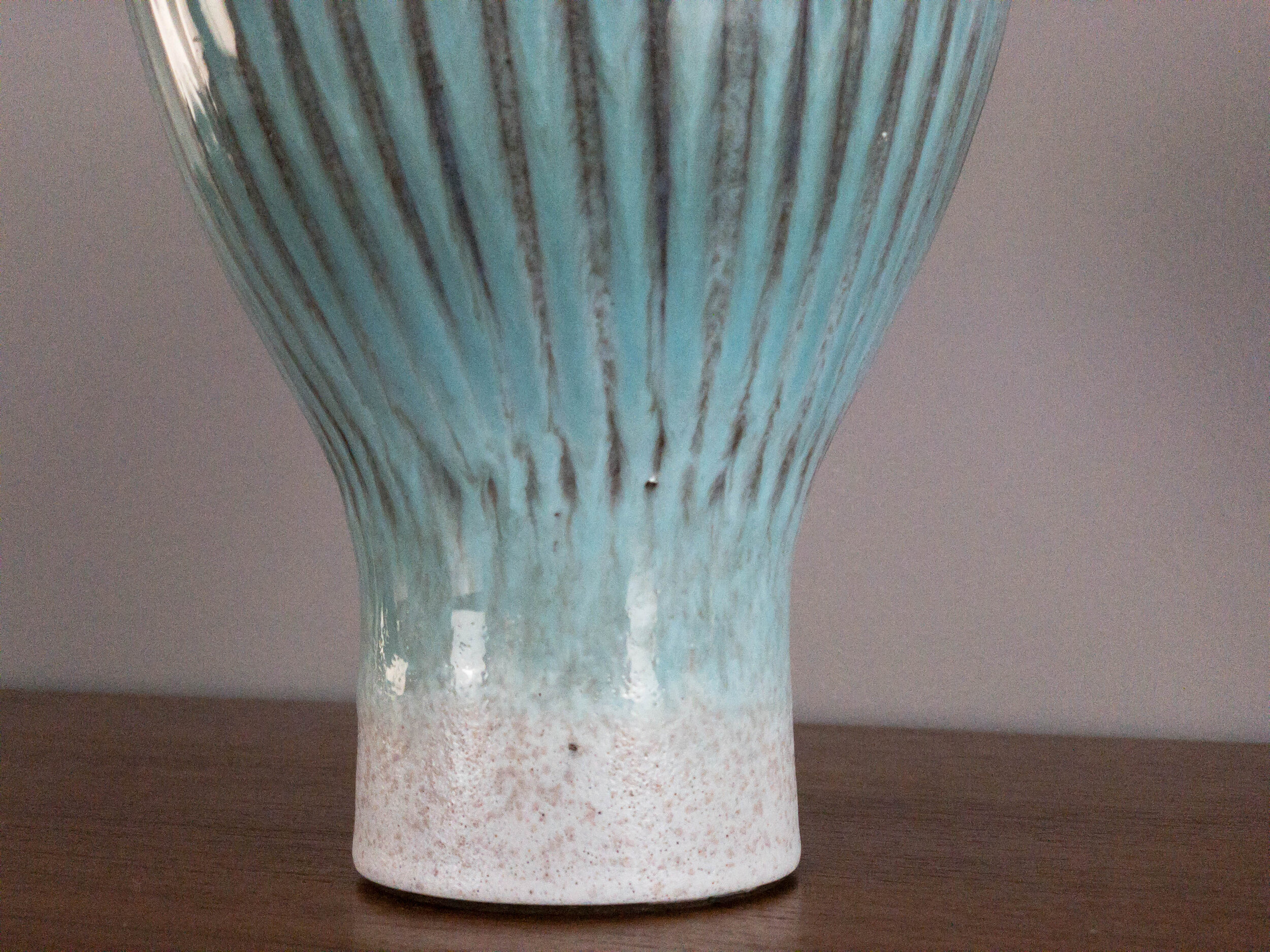 bluestripevase-4.jpg