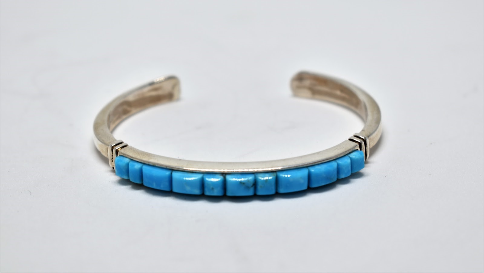 front cobblestone tq cuff.jpg