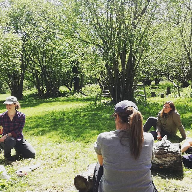 Suncream and hats very much needed in Wiltshire today! Observing a Level 3 Forest School course led by one of our brilliant Associate Trainers @brightwoodtraining
Thoroughly enjoyed the day in the sun!
#forestschool #forestschools #forestschooltraining #training #level3 #swindon #ashdownforest #learning #learningthroughnature #naturalplay #nature #woodlandskills #teamwork #teaching #outdoorclassroom #outdoorskills #newskills #observation #cpd #sunnyday #cambiumtrainersnetwork #cambiumsustainable #trainersnetwork