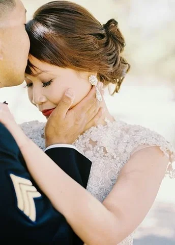  Hair and Makeup by Leanna (LEANNAMARIEARTISTRY)  Photography by Mariel Hannah Photo 