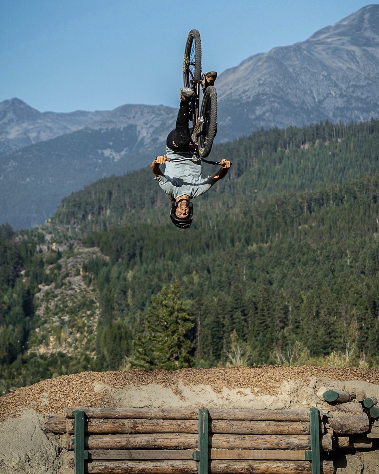 It's often said that the 10,000 hour mark in anything makes you a master or professional.🧙&zwj;♂️ Not so often said is the need to keep active in your craft to maintain that mastery. 
It's not entirely permanent. 
In the last month I stepped away fr