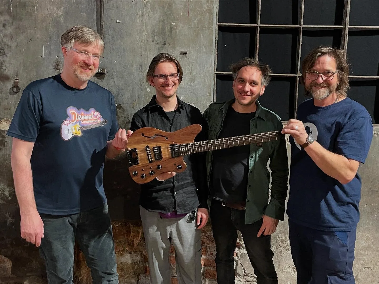 🎶🍻 Impressionen vom Vinyl & Music Festival 🍻🎶
💥 Nicht vergessen:
Die JAFmaster wird am 9. März um 16:00 Uhr beim Wiener Instrumente Salon präsentiert! 🎯⚡️
🎥 @klangfarbewien schneidet die Aktion mit – stay tuned! 😉