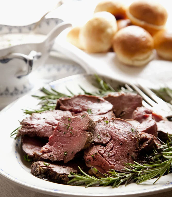 Beef_Tenderloin_Southern_Appetizers_8875Crop.jpg