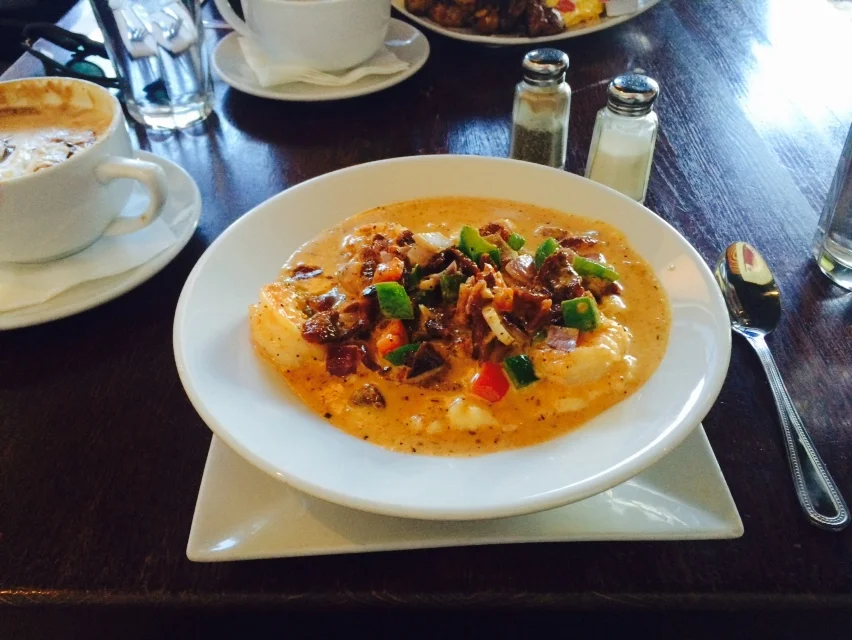 Shrimp & Grits And a Nutella Mocha Latte 