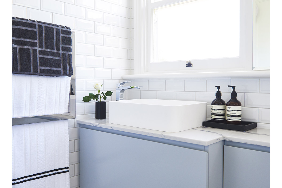 Killara-Familybathroom3-by-LynneBradleyInteriors.jpg