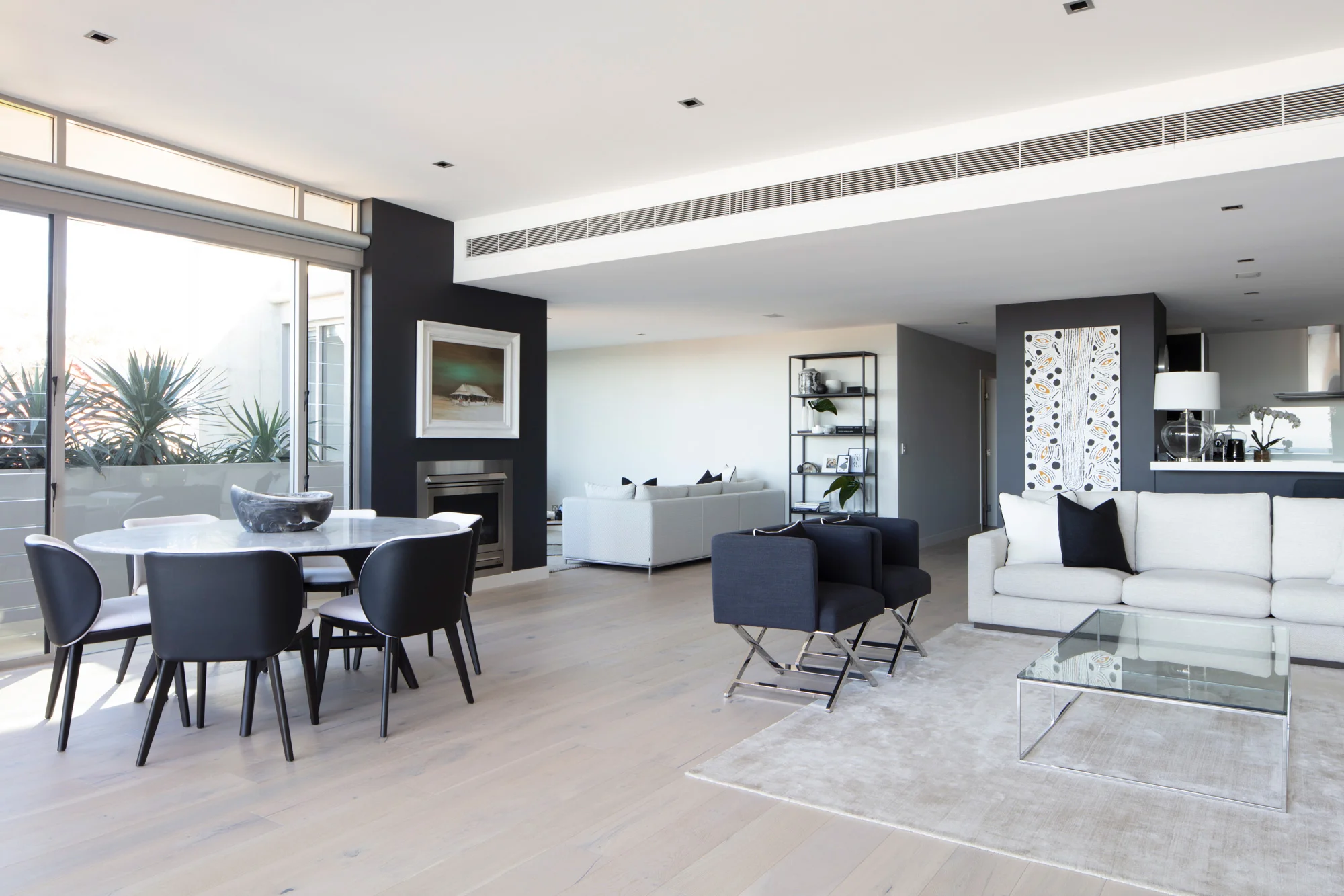 LBI_MosmanHouse_LivingDining02.jpg
