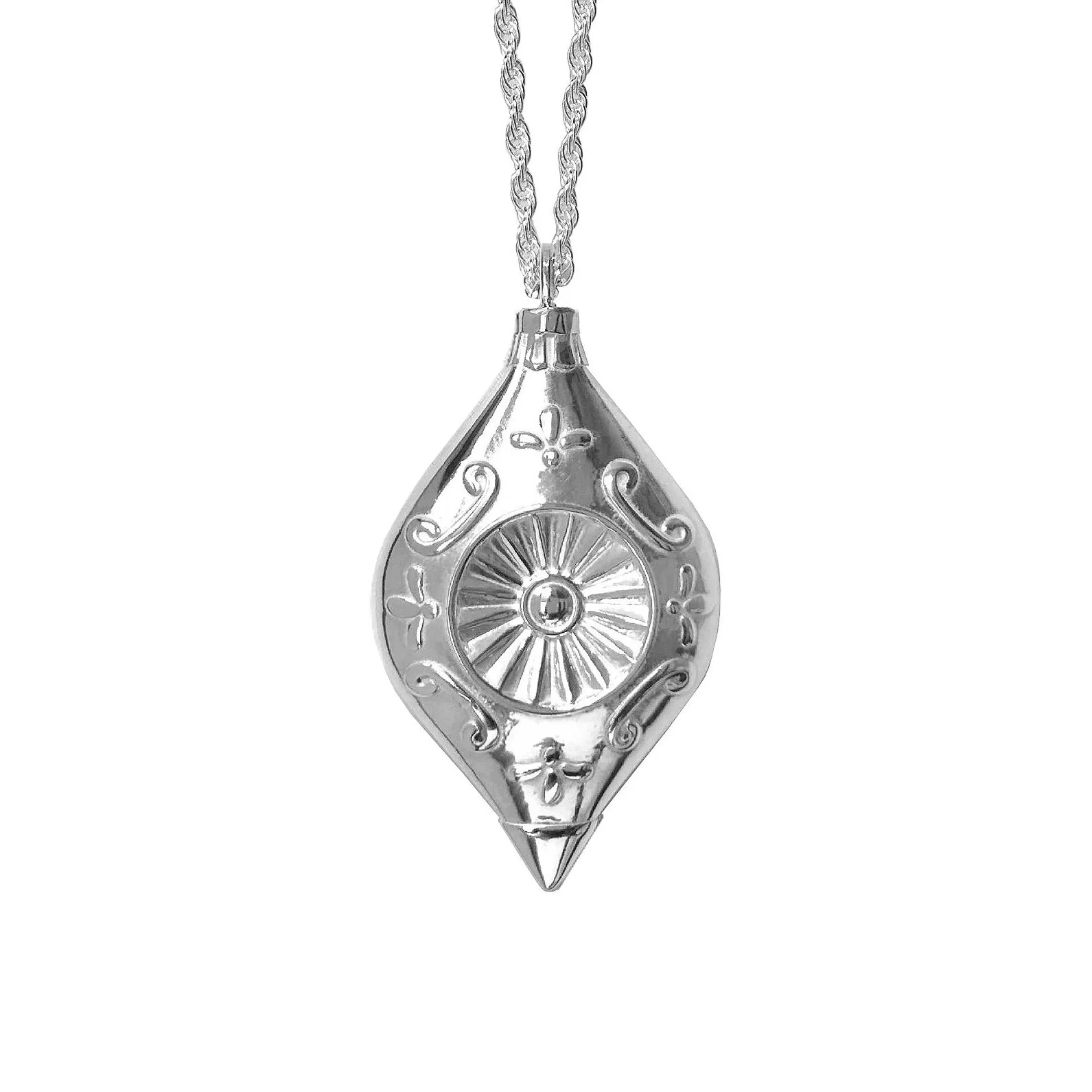 Small Vintage Ornament Pendant