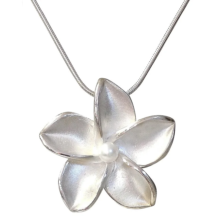 Plumeria+with+White+Freshwater+Pearl.jpg