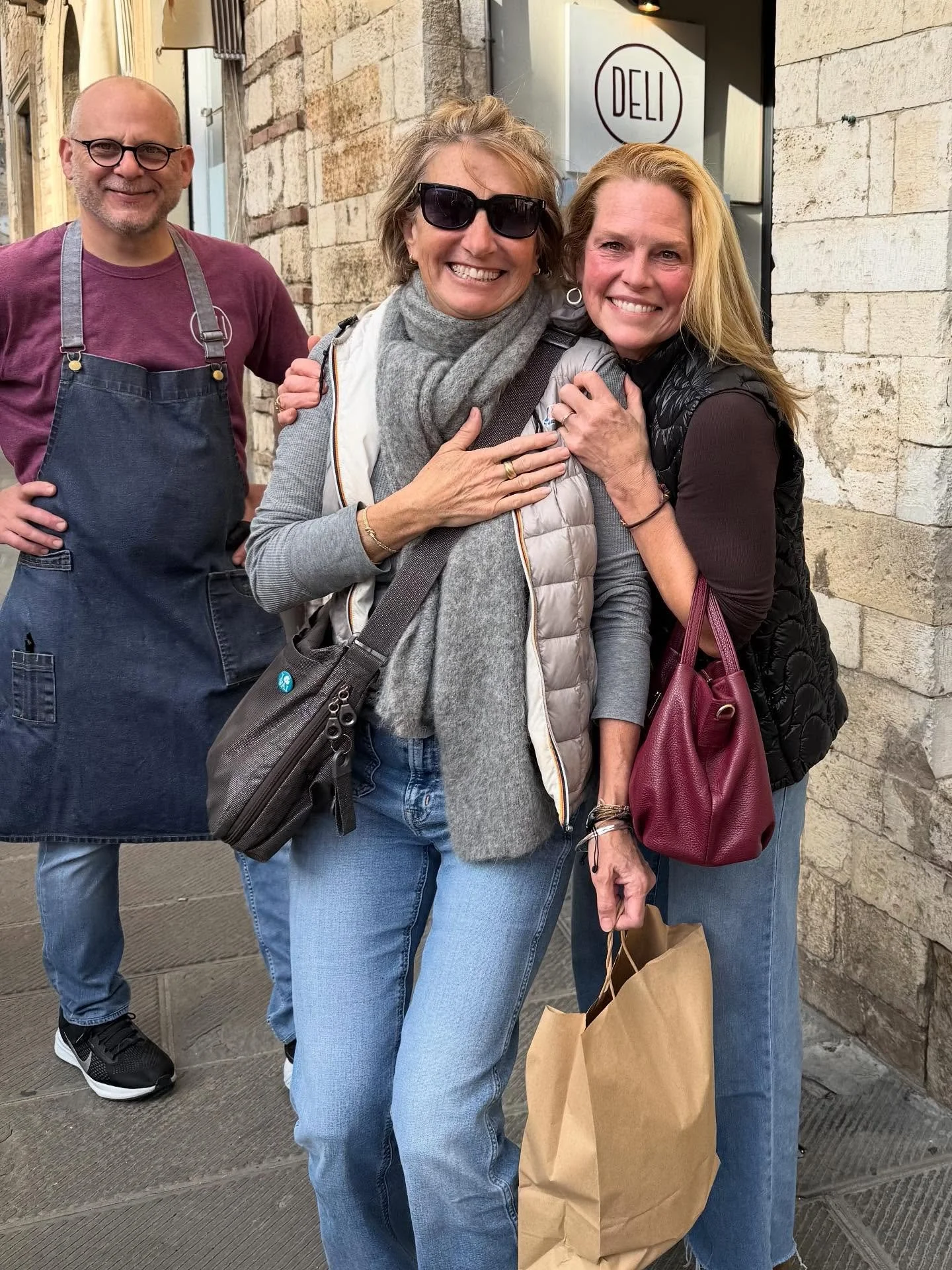 Thank you Simone for the amazing lunch, Ron for the great company, and Eileen for shrinking down (all these years) to help me appear taller in pictures ❤️❤️❤️