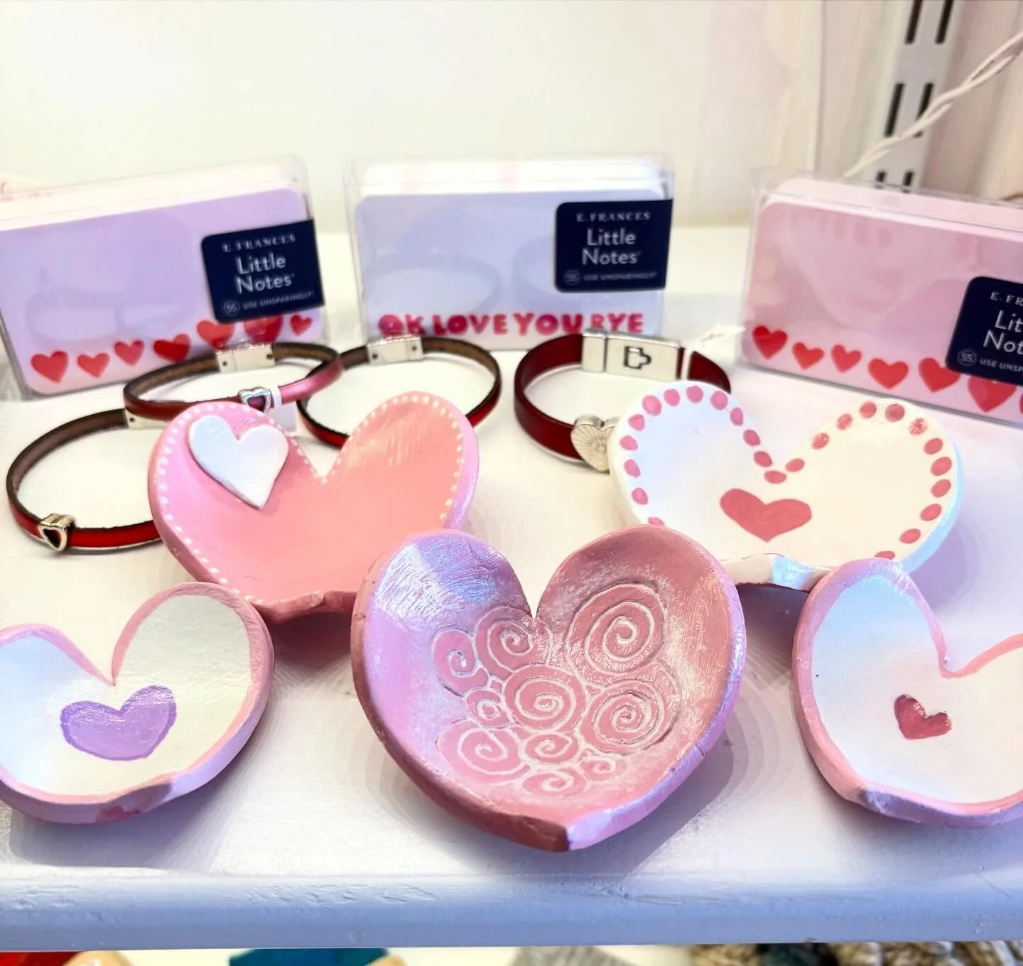Trish is so creative and just made these sweet heart dishes. 🩷 Perfect holder for smallish items, jewelry or as d&eacute;cor! Open till 6pm on Friday and all day Saturday 10-5. Happy Valentine&rsquo;s Day! 🌹 #handmadewithlove