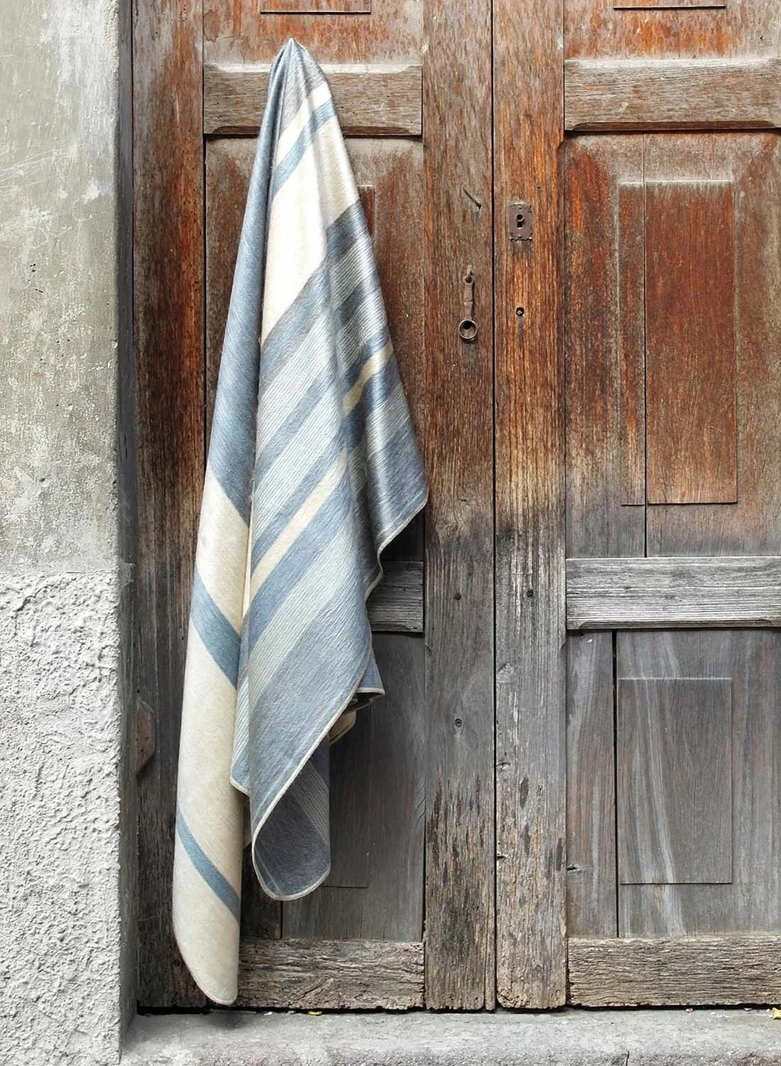 alpaca-throw-blanket-catalina-472147_1096x1495.jpg