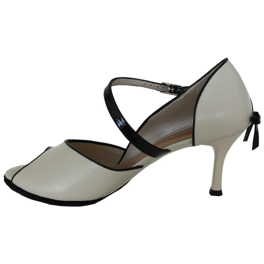 16_1-custom-tango-shoes.jpg