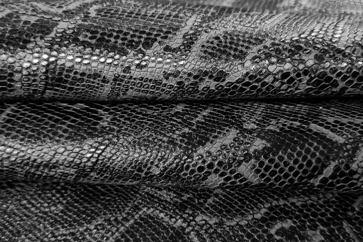 Leather Rattlesnake Platinum Black ***New***