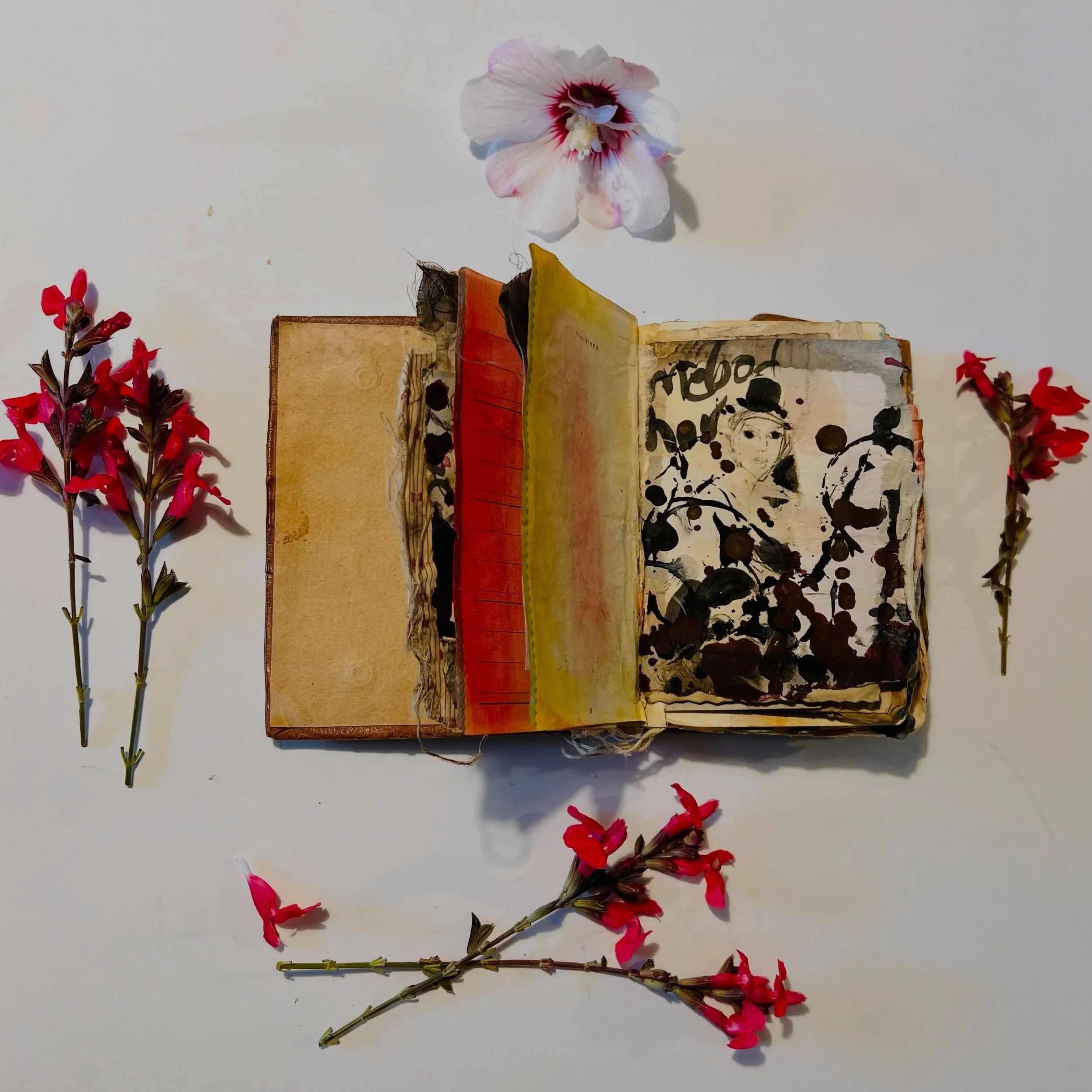 In two weeks, an Art &amp; Soul retreat, in Portland, Oregon. 
Still time to join..

Link in bio