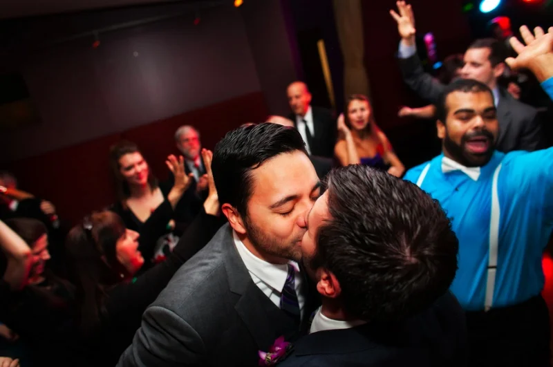 bpkissdance.jpg