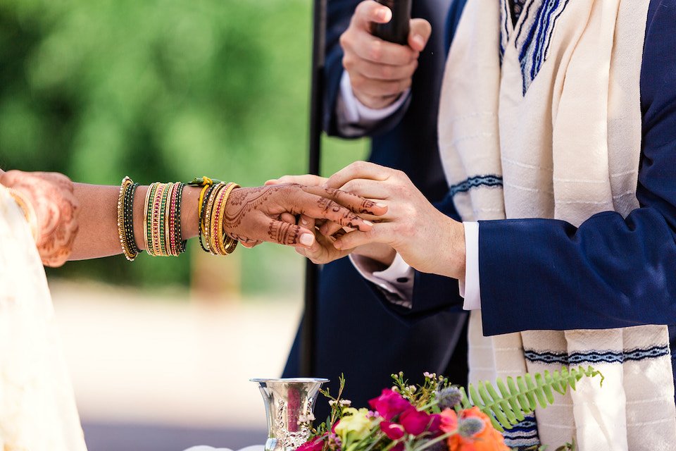 Rockwell-on-the-River-Hindu-Jewish-wedding-by-Emma-Mullins-Photography-140.jpg