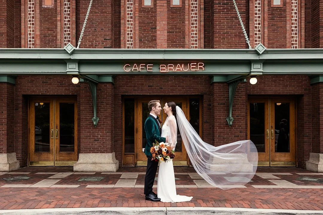 Cafe-Brauer-wedding-by-Emma-Mullins-Photography-10312025-64.jpg