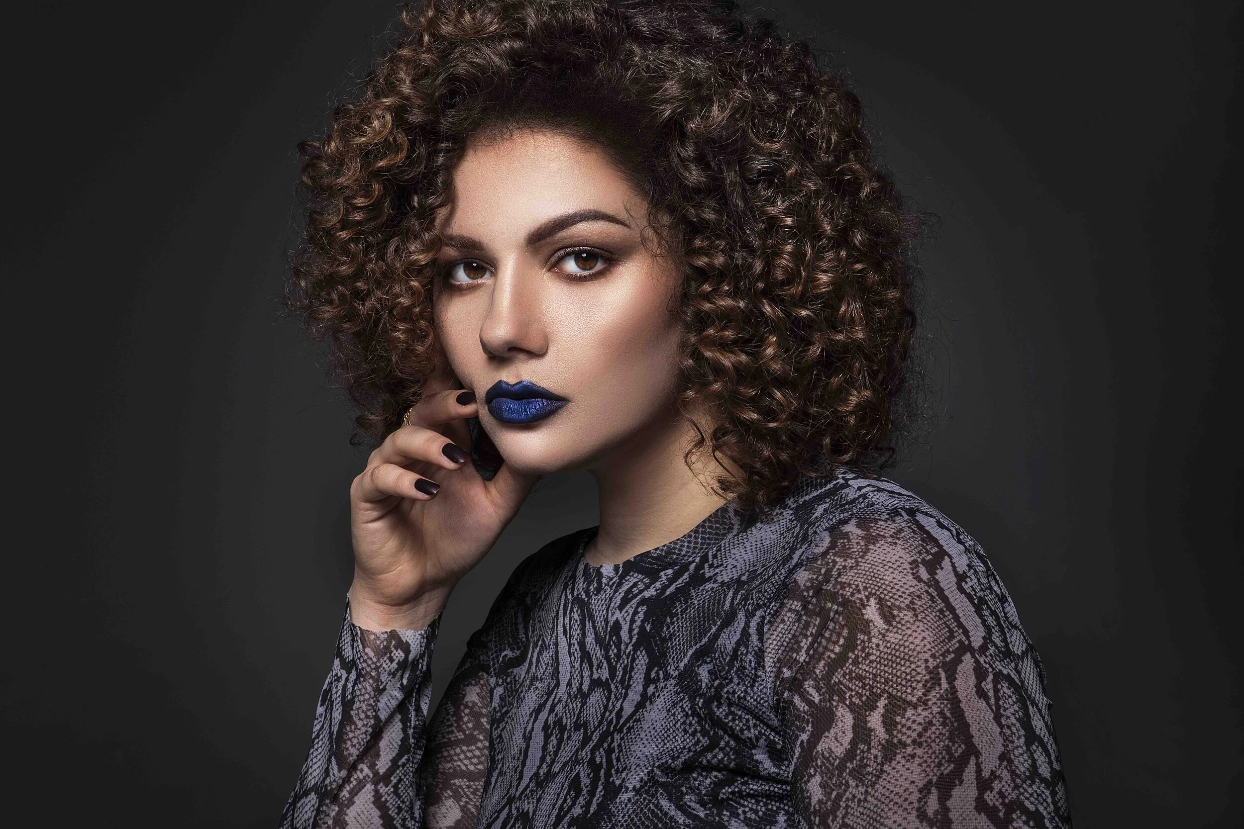 RIELL Announces Release Of Debut Album PARADISE — Fritz Media