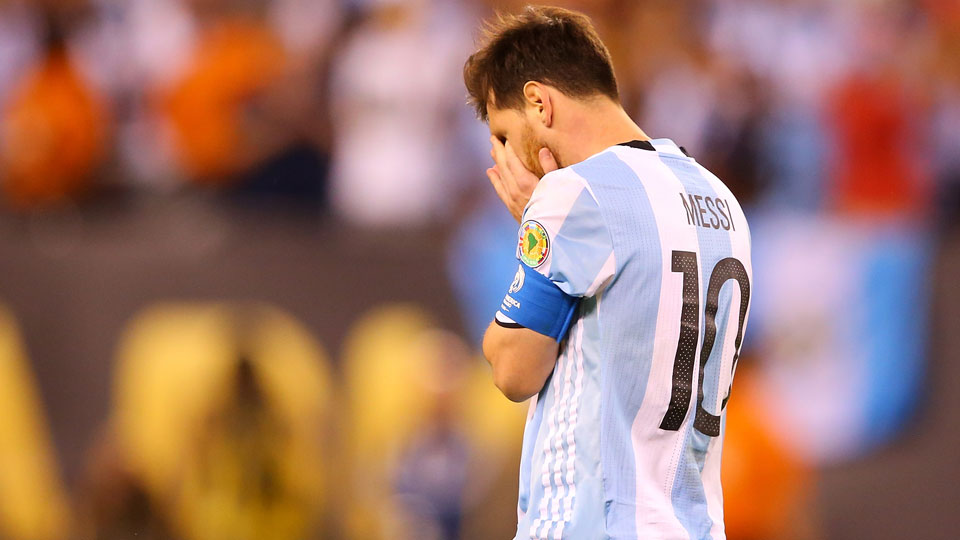 BREAKING: Lionel Messi will not be signing for Estudiantes de La Plata in FM17