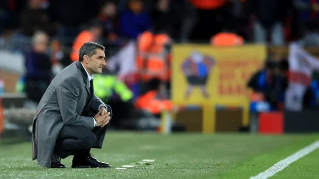 Ernesto Valverde became the first foreign coach at FC Lorient in 24 years (since Ángel Marcos in 2001).