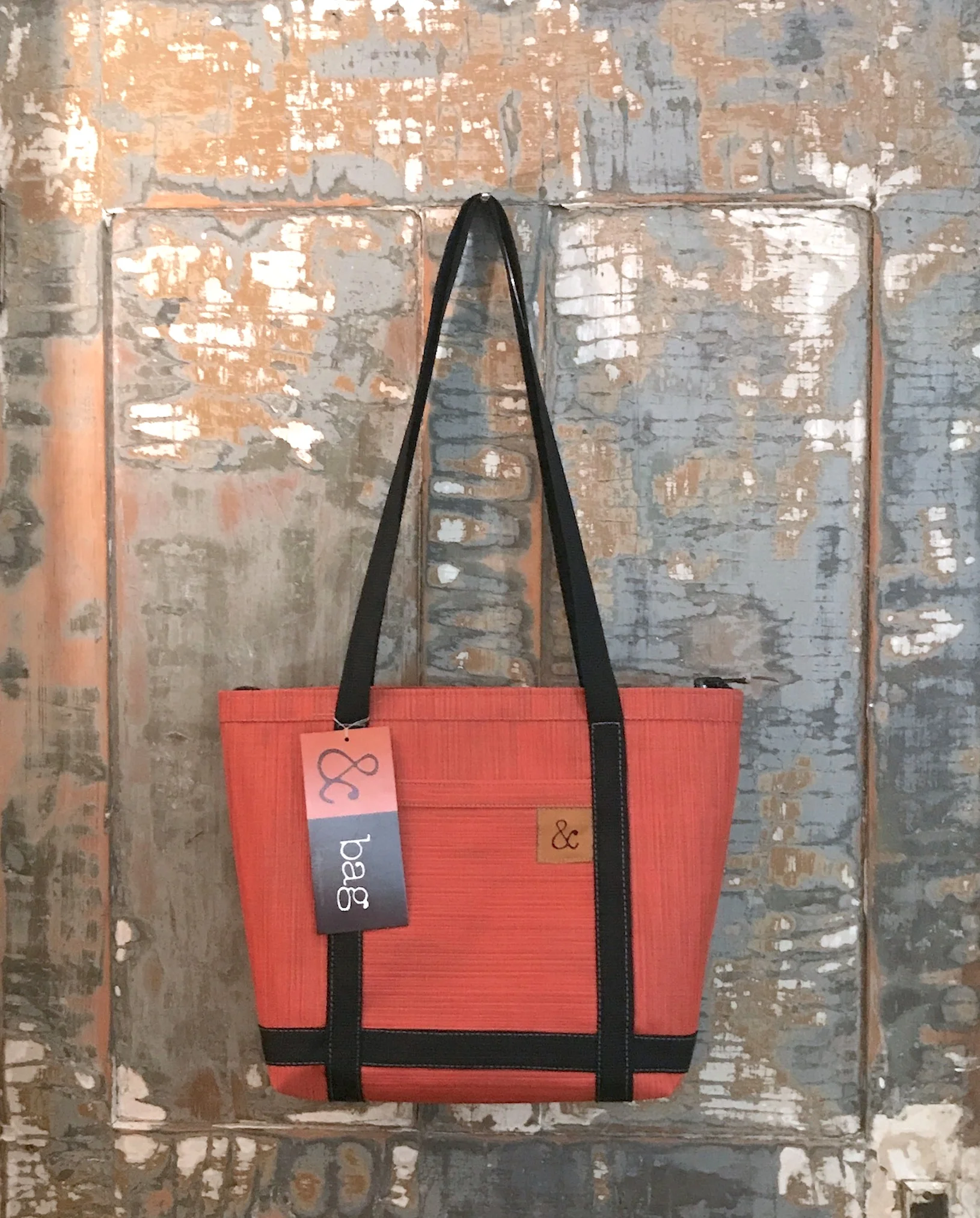 Lineflax & Roving small zippered tote bag