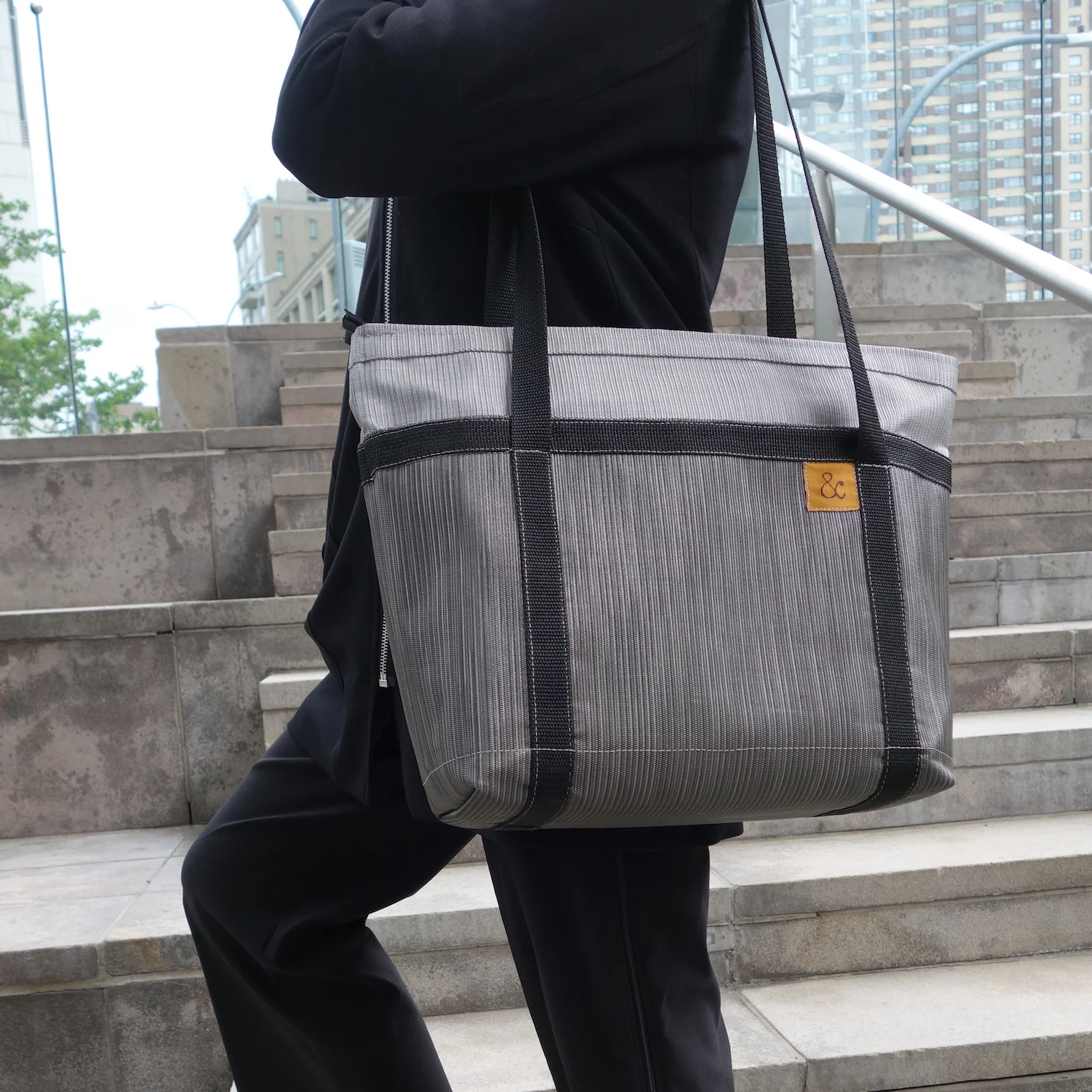 Lineflax & Roving zippered work / workout bag