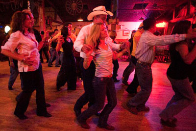 Country Dance Lessons — International Business Association